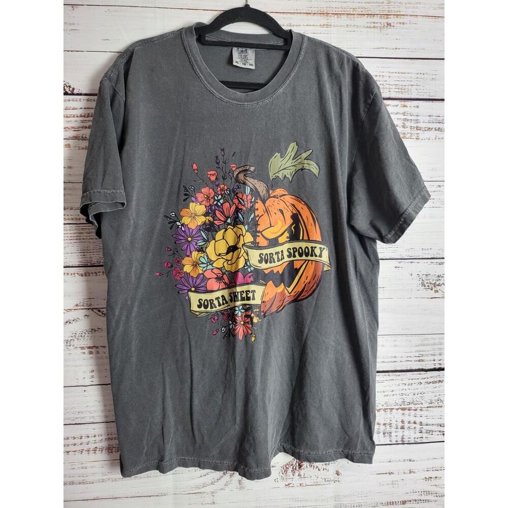 Comfort Colors Spooky Pumpkin T Shirt XL Womens Dark Grey Crew Neck Top